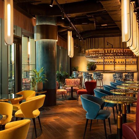 Отель The Gantry London, Curio Collection By Hilton Экстерьер фото