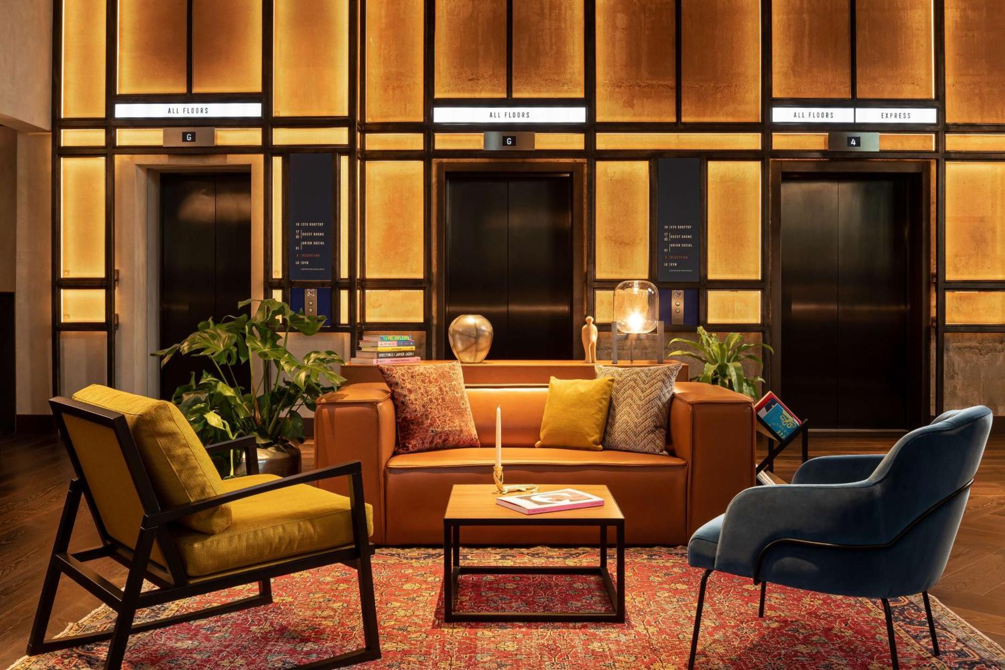 Отель The Gantry London, Curio Collection By Hilton Экстерьер фото